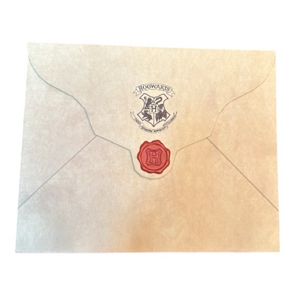 Harry Potter and the Sorcerer's Stone Illustrated Hardcover Book & Keepsake Box - Picture 12 of 13